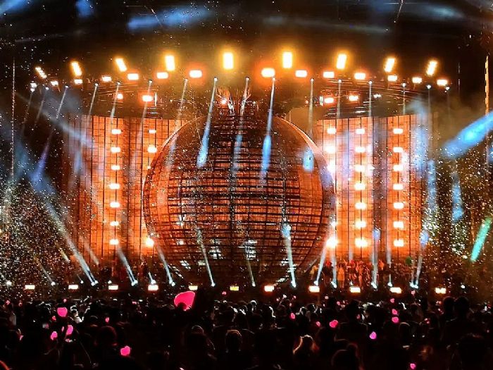 非编工作站的优点在于其强大的处理能力和效率高的工作流程