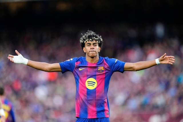 亚马尔独造三球助巴萨4-1西班牙人终结争冠悬念